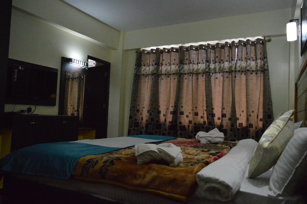 Golden Dolma Hotel Darjeeling  Bagian luar foto