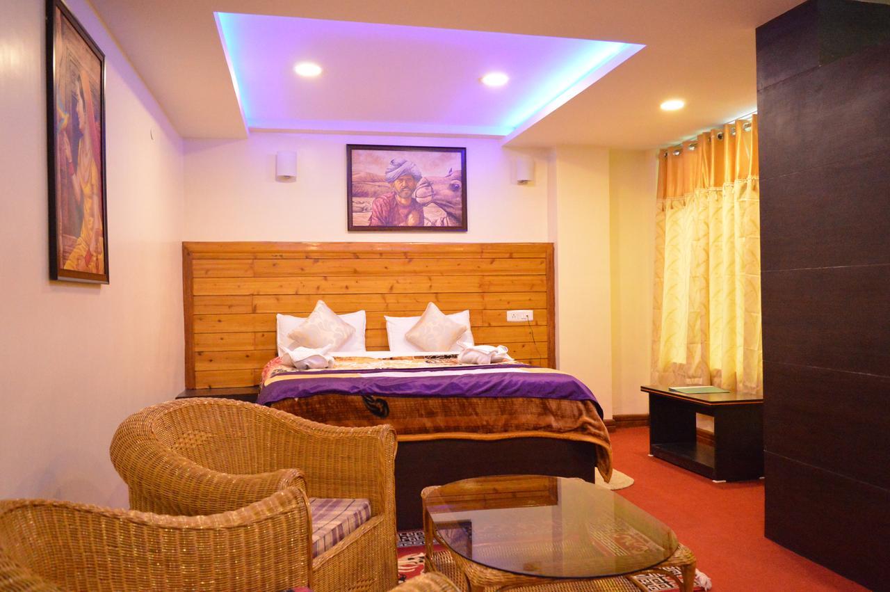 Golden Dolma Hotel Darjeeling  Bagian luar foto