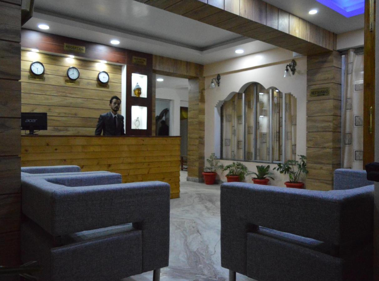 Golden Dolma Hotel Darjeeling  Bagian luar foto